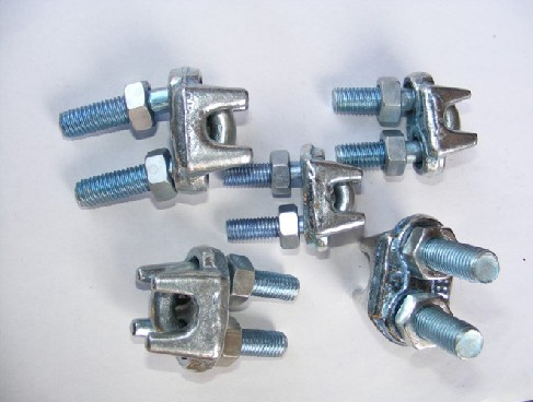 雙向拉繩開關(guān)安裝配件：安裝支架，覆塑鋼絲繩，繩扣，繩環(huán) 全套配件供應(yīng)